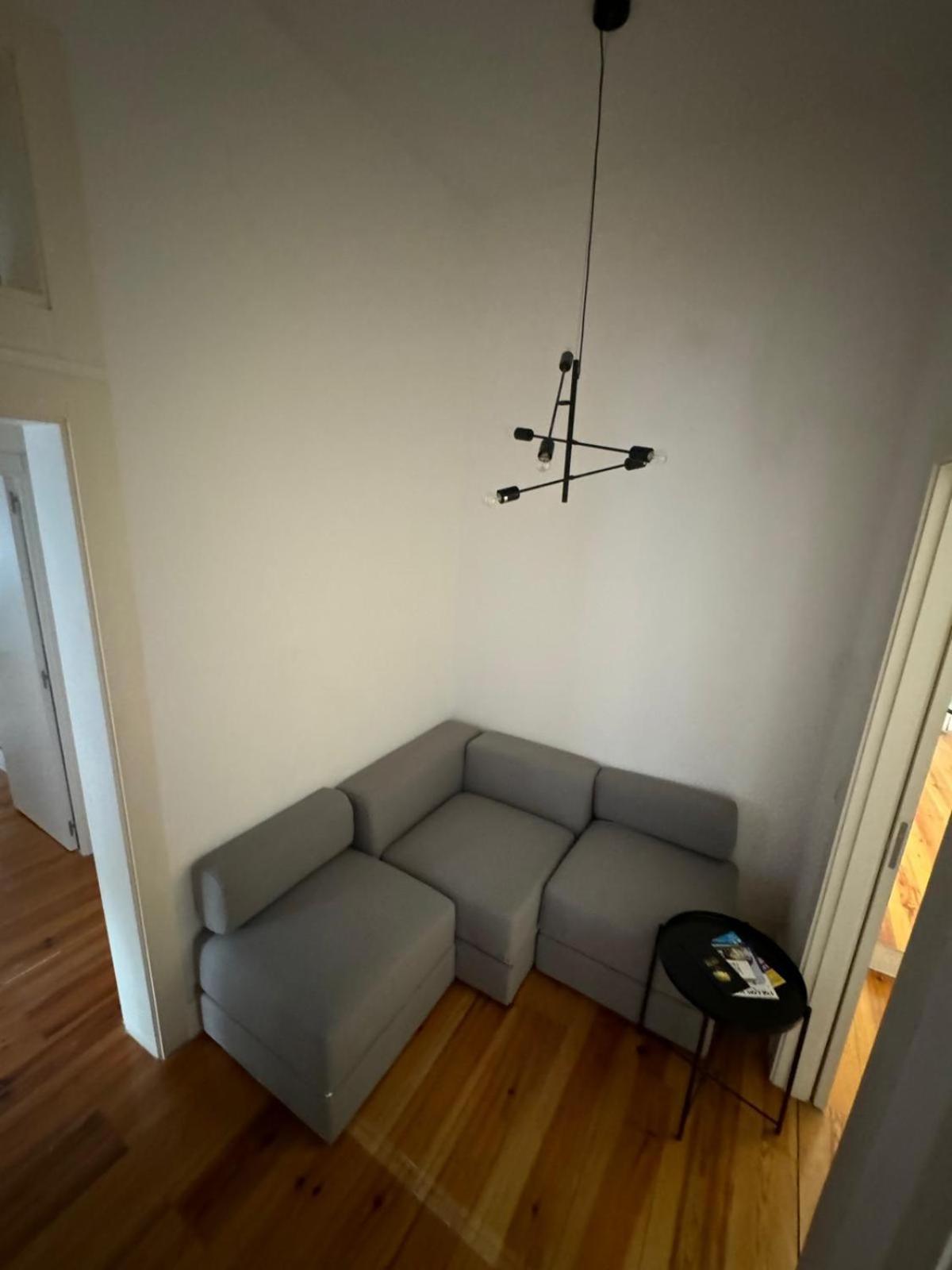 Bed and Breakfast Pensao Neves Lissabon Exterior foto
